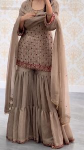 Nueva Llegada de Vestidos Punjabi para Mujer, Bordados, Tradicionales, para Fiestas, Ropa India y Pakistaní, Vestidos Anarkli de Diseñador para Mujer - Product Image 2