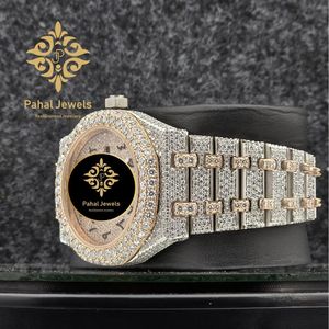 นาฬิกาข้อมือเพชรหรูสำหรับผู้ชาย Pahal Jewels ตัวเรือนสแตนเลสประดับโมอิสซาไนต์ ขนาด 42 มม. ระบบอนาล็อก ควอตซ์ คริสตัลแซฟไฟร์ หน้าปัดเรืองแสง พร้อมปุ่มกด - Product Image 2