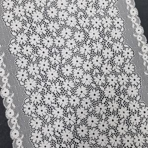 Bande de tissu en dentelle extensible légère à motif floral marguerite 23 cm en nylon et élasthanne tricoté pour lingerie, robes et vêtements - Product Image 4