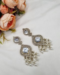 Boucles d'oreilles pendantes de luxe en cristal taille marquise avec perle, plaqué or antique, pour femmes, pour soirées et festivals, vente en gros - Product Image 2