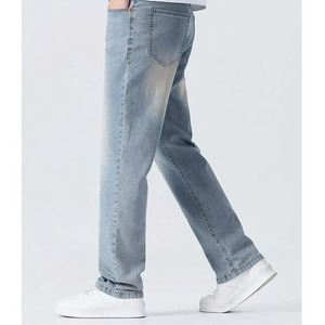 Jeans de Mezclilla de Pierna Recta para Hombre, Cintura Media, Lavado a la Piedra, Estilo Casual, para Primavera, Corte Regular, Color Azul Claro - Product Image 2