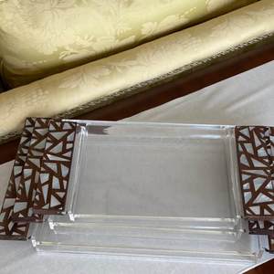 Plateau décoratif artisanal pour chocolats et en-cas, design élégant, acrylique, passe au lave-vaisselle, cadeau pour le Ramadan et l'Aïd - Product Image 2