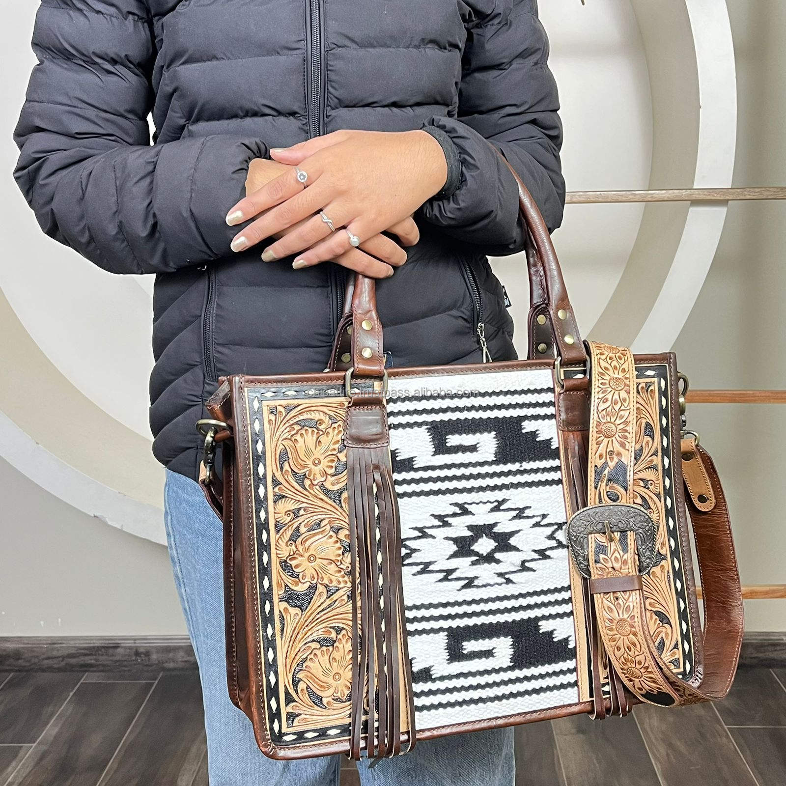 สีน้ำตาล