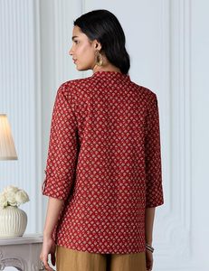 Women's <b>Red</b> Printed Mandarin Collar Three Quarter Sleeve Casual Pullover Top - Product Image 4