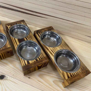 Support surélevé en bois naturel pour gamelles de chien avec deux gamelles en acier inoxydable – Mangeoire surélevée pour animaux de compagnie en bois - Product Image 6