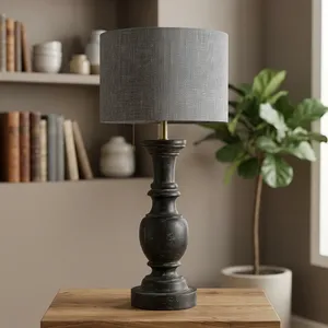 Lampe de table vintage en bois noir, base en bois vieilli artisanal avec abat-jour en tissu gris pour la décoration de la chambre à coucher, du salon ou de la console - Product Image 3