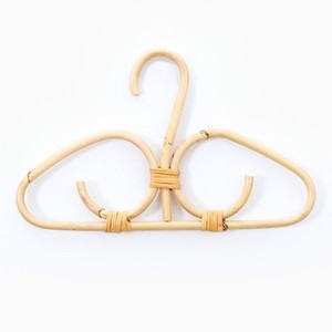 Ensemble de cintres à vêtements ondulés faits à la main, organisateur de placard pour bébé, cintres en rotin durables - Product Image 5