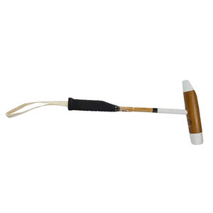 Mazas de polo avanzadas construidas con mango largo, cabeza de madera dura y agarre seguro para un control consistente y un rendimiento potente en el campo. - Product Image 4