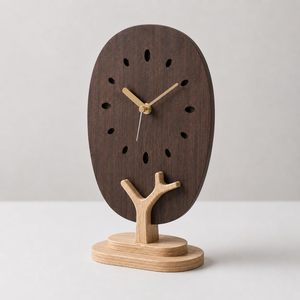 Horloge de bureau circulaire minimaliste en bois avec base en forme d'arbre, mouvement à quartz silencieux, aiguilles dorées, fonction snooze, design moderne Luminova - Product Image 1