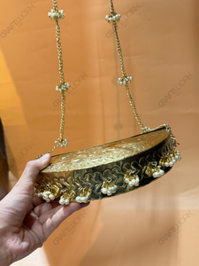 Vintage Gold Metal Crescent <b>Clutch</b> Pearl Chain Evening Bag Embossed Floral Minaudiere <b>Wedding</b> Purse Wholesale Supplier - Product Image 4