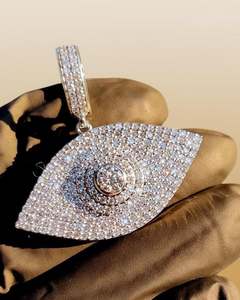 Colgante de Plata de Ley 925 con Ojos 3D y Moissanita VVS, Amuleto de Protección Hip Hop para Unisex, Regalo - Product Image 3