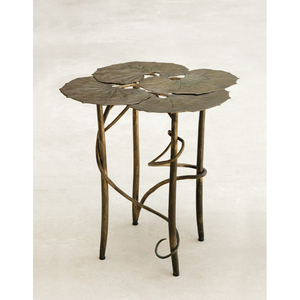 Table basse ronde en laiton, plateau en métal de style mid-century moderne avec base croisée, table de bistrot ou de café, versions de taille moyenne - Product Image 6