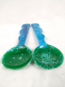 Servidores de Ensalada de Resina Estilo Europeo, Hechos a Mano, con Diseño Religioso, Impresionantes Utensilios de Cocina para Servir Ensaladas a Precio de Fábrica - Product Image 3