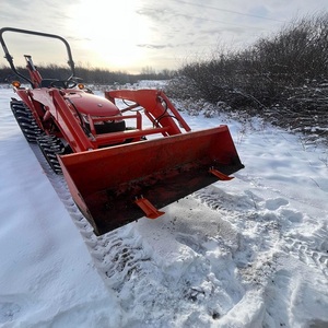 Tracteur compact Kubota diesel 4x4 puissant d'occasion avec chargeur et pelle rétrocaveuse, machine utilitaire compacte pour l'agriculture - Product Image 3