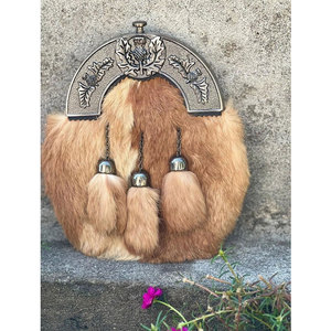 Fournitures d'usine : Sporran celtique unisexe antique en fourrure de lapin écossais marron à 3 pompons motif chardon 2026 - Product Image 3