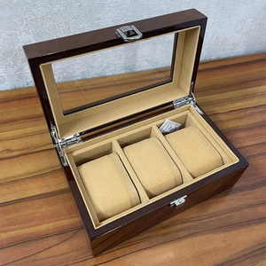 Caja de relojes de madera de diseño clásico hecha a medida con 4 ranuras para guardar relojes de lujo a precio de mayorista - Product Image 5