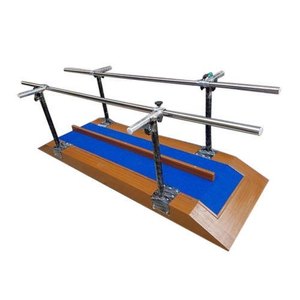 Barras Paralelas Ajustables para Rehabilitación, Equipo de Entrenamiento para Caminar, Fisioterapia, Soporte para la Marcha, Ayuda para la Movilidad, Base de Madera con Tapete Azul - Product Image 1