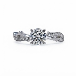 Anillo de Compromiso Antiguo de Oro Blanco de 10K con Banda Trenzada y Diamante Redondo Cultivado en Laboratorio de 1CT, Color E, Claridad VS1, 1.17CT, Joyería Fina - Product Image 1