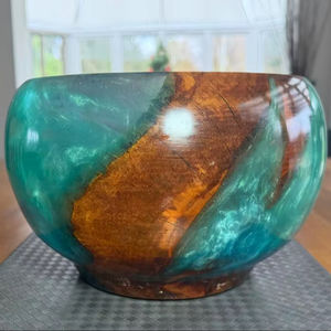 Cuenco Artesanal de Madera y Resina, Pieza Única, Cuenco Decorativo para Guardar Objetos, Decoración Rústica Moderna para el Hogar - Product Image 1