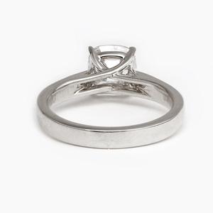 Bague solitaire en diamant de laboratoire taille coussin 'Old Mine Cut' de 1,5 carat, or blanc 14 carats, style antique, bague de fiançailles en diamant créé en laboratoire - Product Image 5