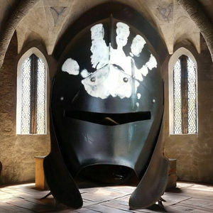 Casque en métal poli vintage CH, style Nains médiévaux Uruk-Hai LOTR, imprimé par gravure, fait main, décoration d'intérieur, artisanat Calvin - Product Image 1