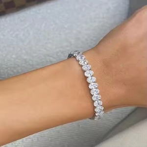 Customized Round Shape Moissanite Oval Diamond Bracelet Bezel Setting 18K WhiteGold Diamond Bracelet for Both <b>Men</b> and Women - Product Image 2