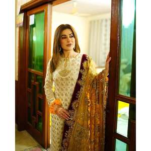 Conjunto de Top, Pantalón y Dupatta de Fiesta para Mujer de Diseñador - Product Image 4