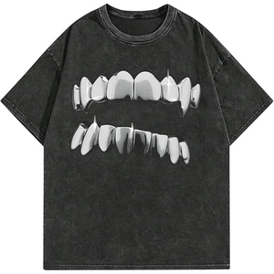 Camiseta Oversize Negra para Hombre con Lavado Ácido, Estampado Gráfico de Dientes Grillz, Cuello Redondo y Manga Corta, Estilo Streetwear - Product Image 1