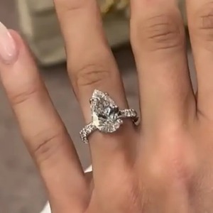 925 Classic Women's 5.0Ct Pear Cut Moissanite Engagement <b>Ring</b> in Sterling Silver White Gold Plated <b>Indian</b> Supplier Manufacturer - Product Image 3