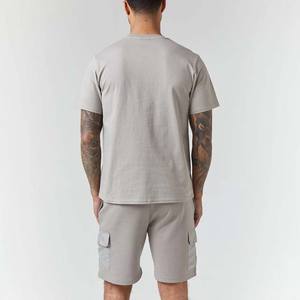 Conjunto de Pantalones Cortos de Dos Piezas para Hombre, Casual, Verano, Transpirable, Secado Rápido, Tejido de Punto, Color Sólido, Logotipo Personalizado, Tallas Grandes, Poliéster/Algodón - Product Image 2