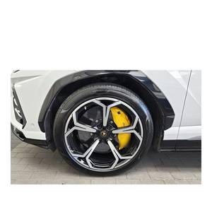 Pour Lamborghini Urus 4.0 V8 modèle octobre 2019 avec 82 524 km, boîte automatique, sièges en cuir, caméra de recul - Product Image 5