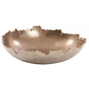 Bol décoratif en métal doré de luxe avec bords brisés, centre de table asymétrique en aluminium fait main pour la décoration de la maison et des hôtels - Product Image 1