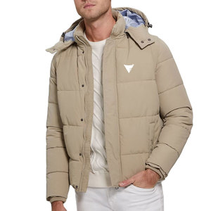 Veste matelassée légère et respirante pour sports d'hiver, avec logo frontal, idéale pour l'entraînement de football - Product Image 1