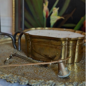 Bougie décorative en cire de soja parfumée, pot en verre avec support en laiton et aluminium vintage, pour hôtel, service, parfum, décoration de table à la maison - Product Image 1