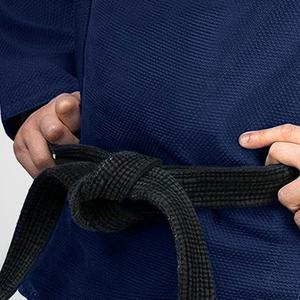 Uniforme Jiu Jitsu Gi personnalisé pour hommes professionnels avec ceinture, tissu léger, coutures renforcées et personnalisation du logo de l'équipe - Product Image 5