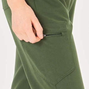 Conjunto de Uniformes Médicos Profesionales para el Trabajo Diario en Hospitales - Product Image 3