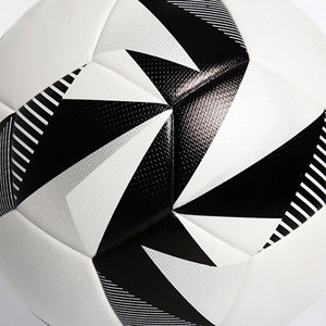 Ballon de football en PU hydrofuge de haute qualité, taille 5, personnalisable avec impression de logo, pour entraînement professionnel en club ou pratique jeunesse - Product Image 6