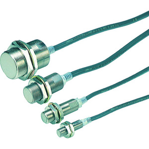 Sensor de Proximidad Cilíndrico Estándar, Blindado M8, Distancia de Detección de 2 mm, Cable de 2 m - Product Image 1