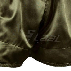 กางเกงมวยไทยผู้ชายแบบใหม่ สีพื้น ผลิตในปากีสถาน มีจำหน่าย - Product Image 6