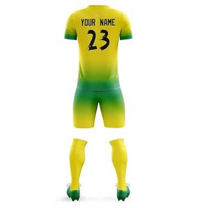 Maillot et short de football en polyester 100 % de qualité supérieure, séchage rapide, sublimation, design unique, uniforme de football à vendre - Product Image 2