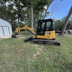 Mini-excavatrice Cat 302.7 CR 3 tonnes, livraison rapide, compacte, hydraulique, moteur puissant, utilisation facile - Product Image 1