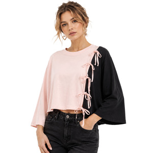 Camisa de mujer Chic Color Block con lazo, top corto rosa y negro, de algodón personalizado, manga larga ancha, ajuste holgado, estilo casual, para boutique. - Product Image 1