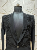 Blazer de créateur en maille Onyx Eclipse noir jais TR Lachko Base Concentric Arched Coding Line Jodhpuri Suit