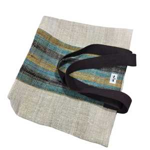 Sac fourre-tout spacieux en toile de chanvre et paille, fait main, style bohème vintage, écologique et durable, pour femme, idéal pour la plage - Product Image 1
