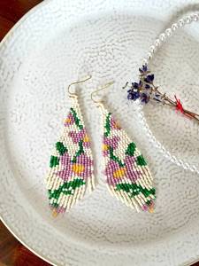 Pendientes Hechos a Mano con Cuentas de Vidrio de Perla y Diseño de Ancla con Borla Colgante, Joyería de Estilo Boho para Mujer - Product Image 5