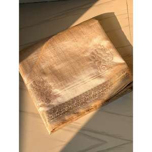 Sari en soie Tussar léger et élégant de la marque Elite Weaves avec broderie complexe en point de croix pour les mariages, disponible sur Shopify - Product Image 2