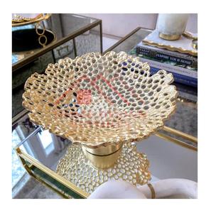 Bol à corail en métal aluminium doré Design de luxe Bol décoratif en métal fait main - Product Image 1