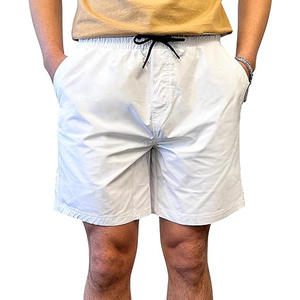 Pantalones Cortos Deportivos de Nailon Impermeables con Logotipo Personalizado, Pantalones Cortos Blancos para Correr, Entrenar y Usar en la Playa - Product Image 1