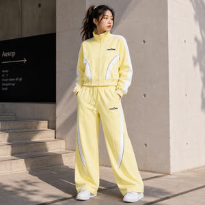 2026 <b>Ladies</b> Training Tracksuit Set OEM Style Women <b>Jogging</b> <b>Suits</b> Eco-Friendly Maternity Feature Hot Selling Winter Sports Wear - Product Image 3