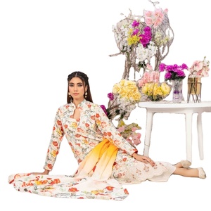 Élégant trois pièces broderie Salwar Kameez belle indienne pakistanaise adultes robe de soirée Collection Viscose Wear - Product Image 1